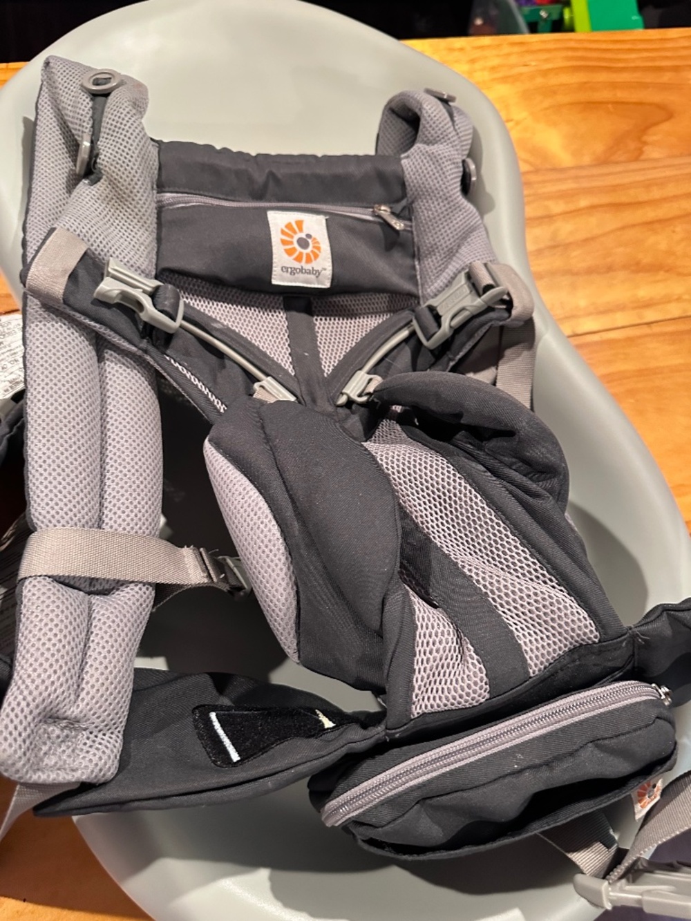 Ergo Baby 360 Carrier Gray